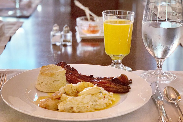 Breakfast/Coffee Service 89 of 98