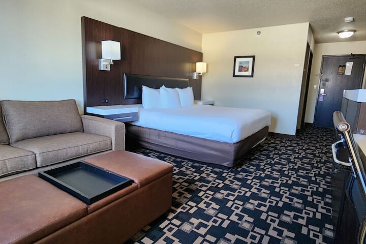 Room 15 of 29