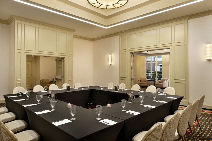 Hilton Columbia Center