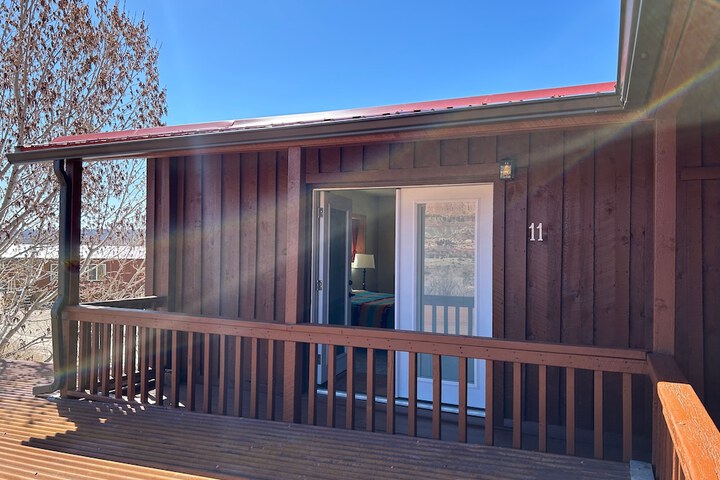 The Rim Rock Inn