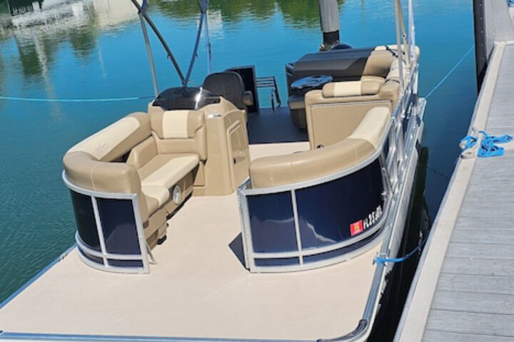 Yacht Haven Marina