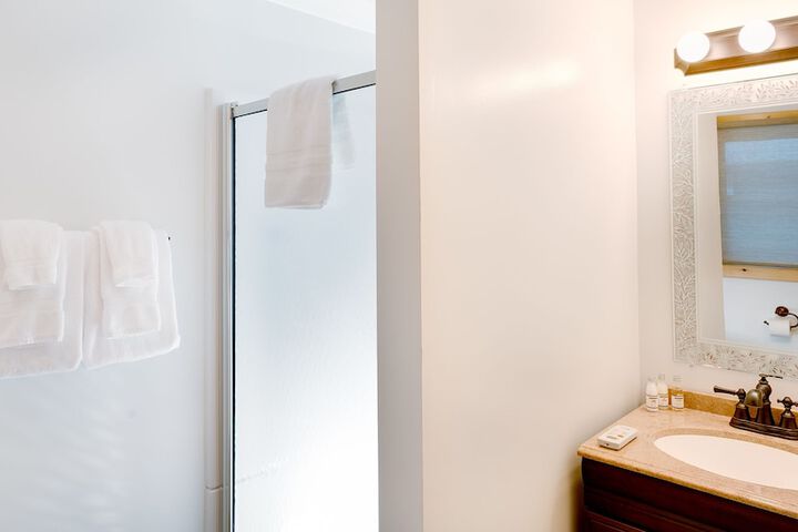 Room 63 of 153