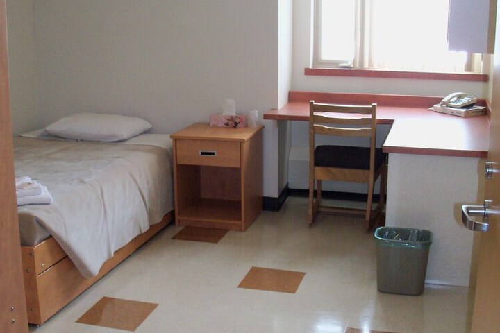 Room 29 of 34