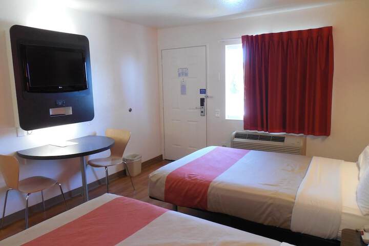 Room 26 of 36