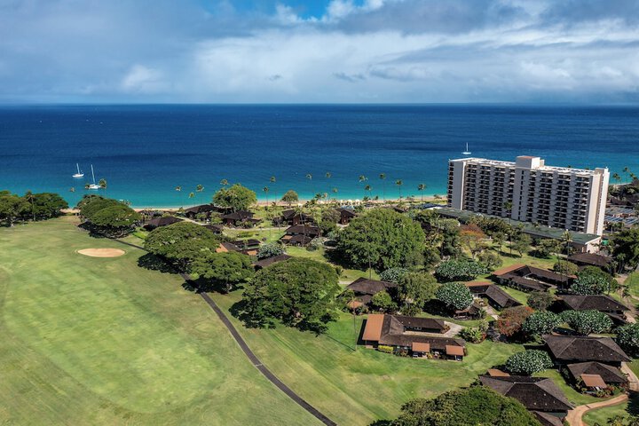 Royal Lahaina Resort & Bungalows