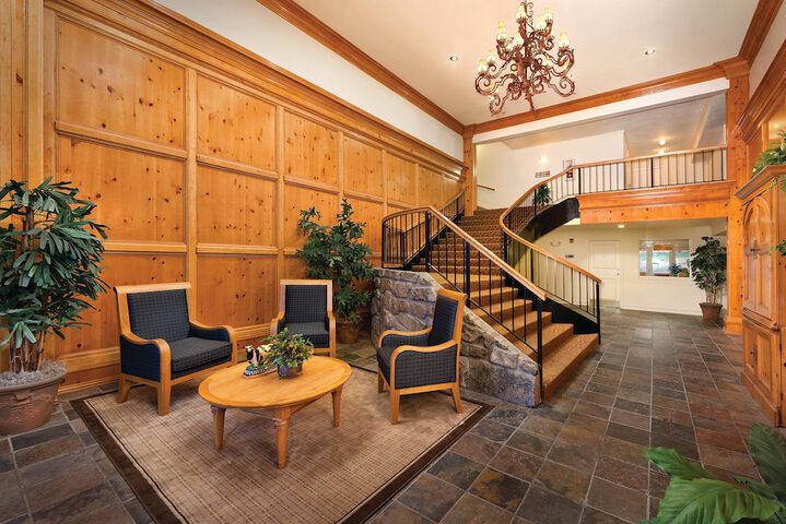 Hotel Interior 8 of 25