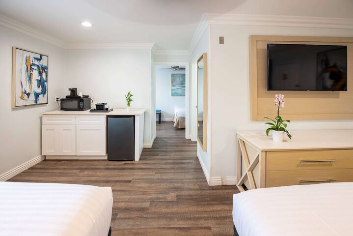 Room 21 of 36