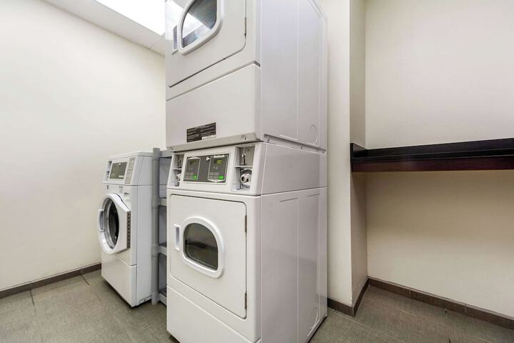 MainStay Suites Lincoln University Area