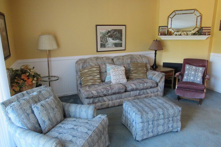 Room 37 of 214