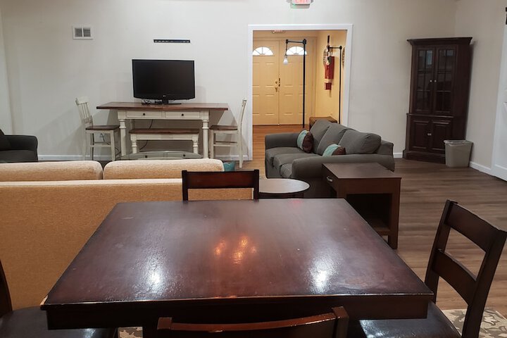 Room 41 of 83