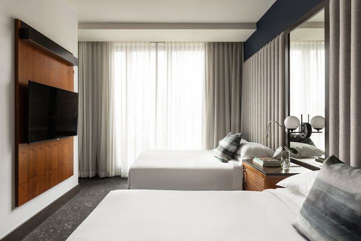 Room 30 of 64
