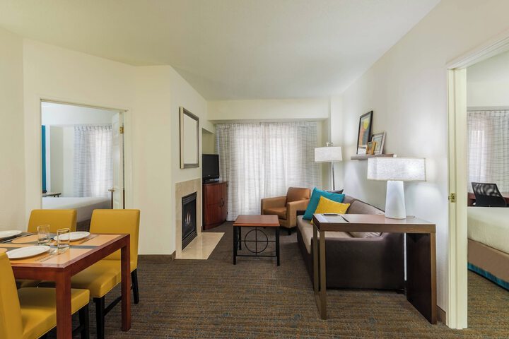 Room 16 of 21