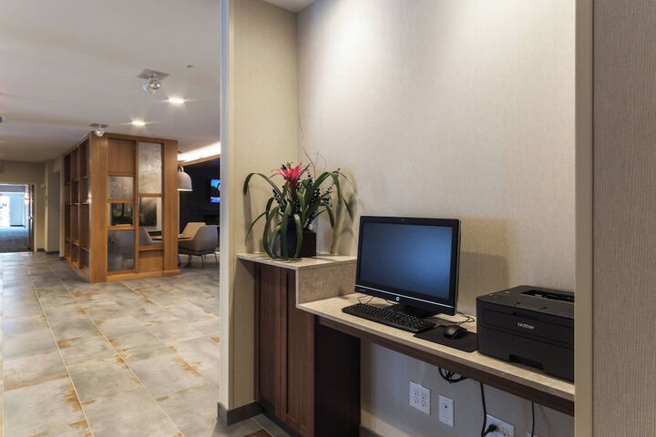 Fairfield Inn and Suites by Marriott Northfield