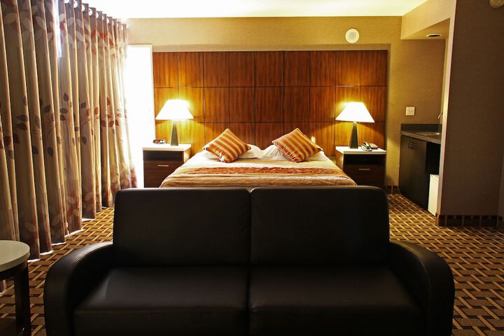 Room 28 of 84