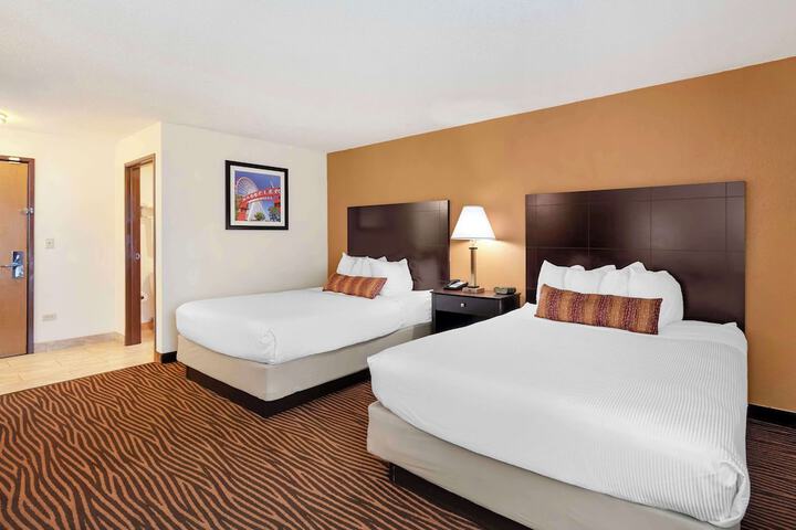 Room 15 of 27