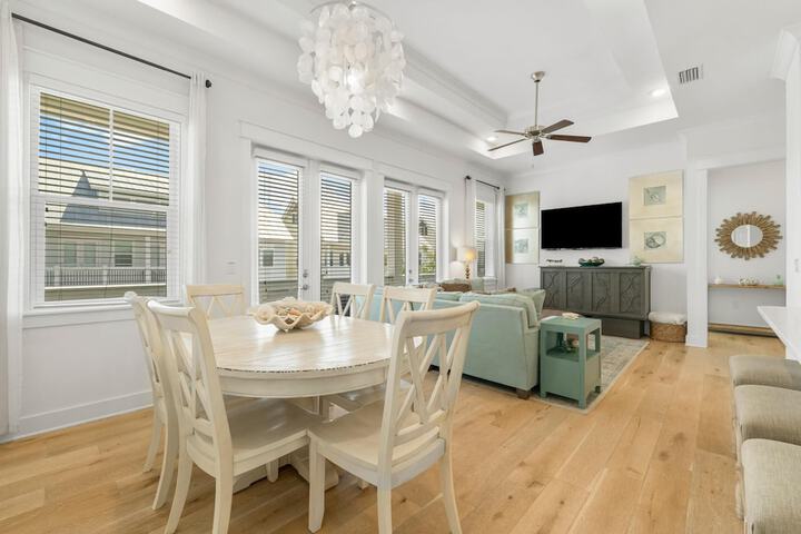 Prominence on 30A by Panhandle Getaways