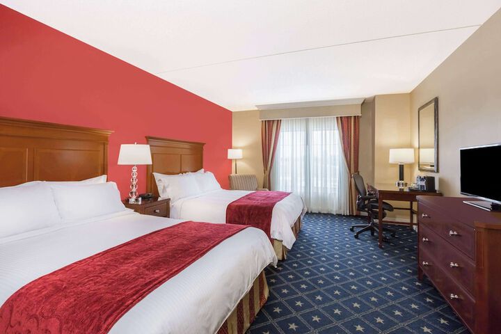 Room 44 of 61