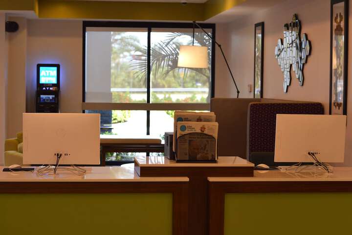 Holiday Inn Express & Suites Miami - Hialeah by IHG
