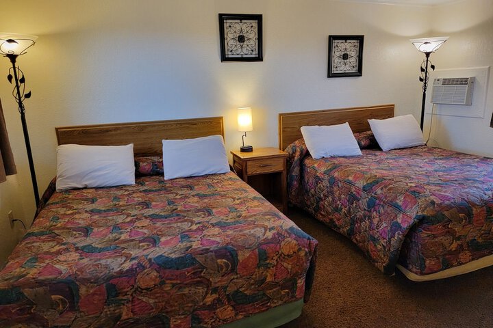 Room 3 of 12