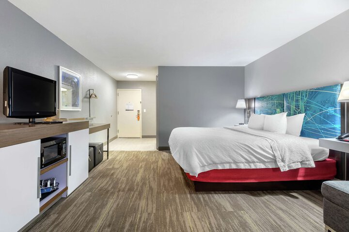 Room 26 of 30