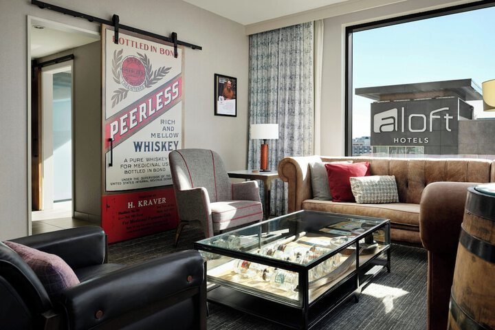 Hotel Distil Autograph Collection
