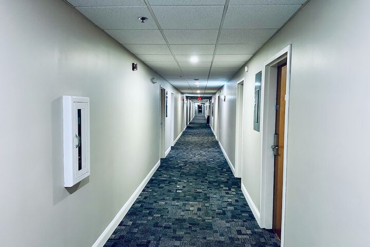 Ballroom/Hall 35 of 42