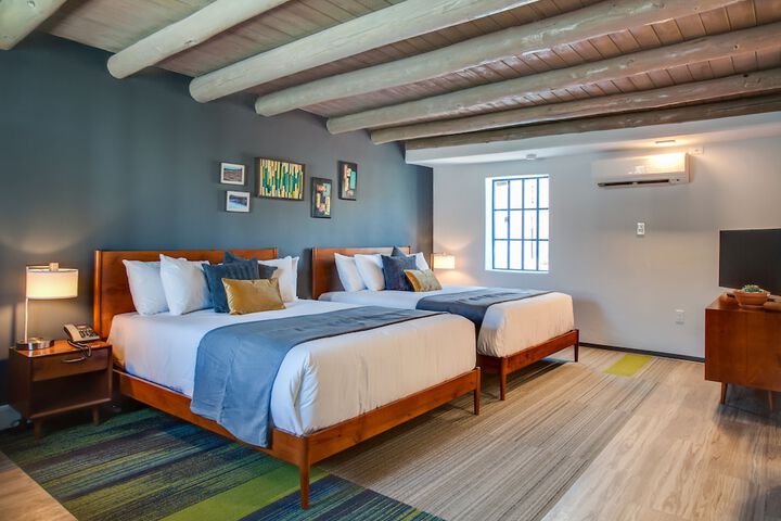 Room 19 of 25