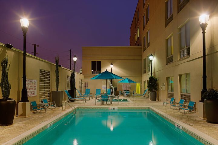 Pool 4 of 43