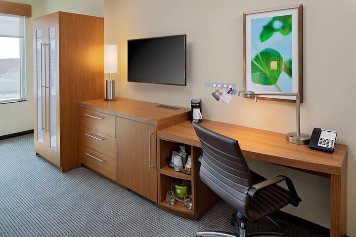 Hyatt Place Glendale / Los Angeles
