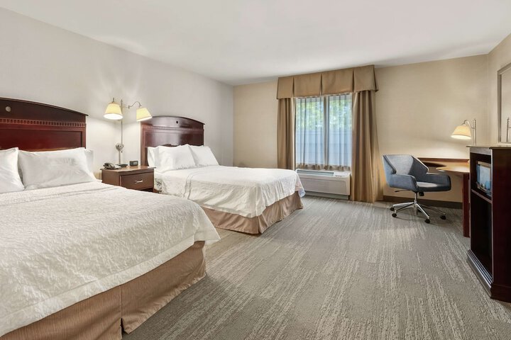 Room 21 of 32