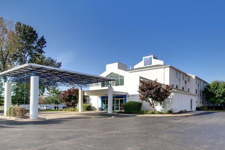 Hotel 2 of 20
