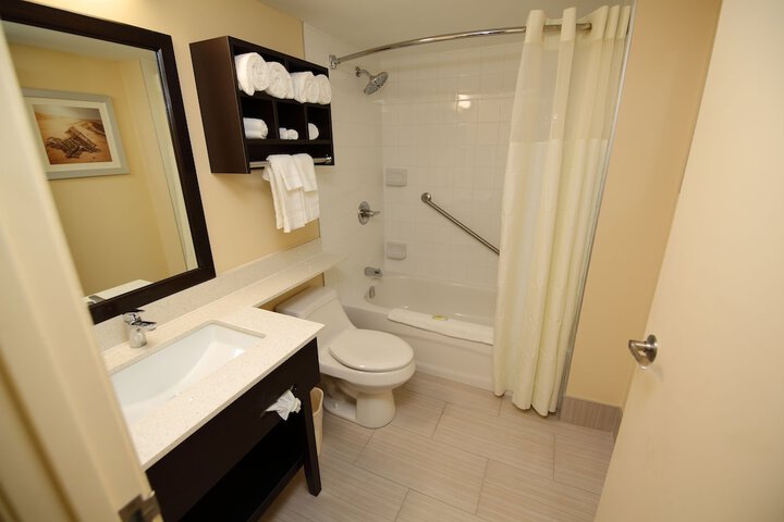 Room 35 of 58