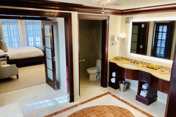Room 33 of 55