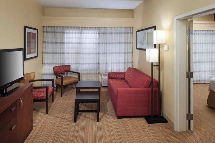 Room 28 of 45