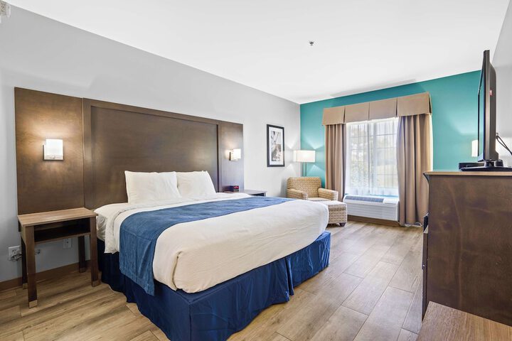 Blue Water Inn & Suites BW Signature Collection
