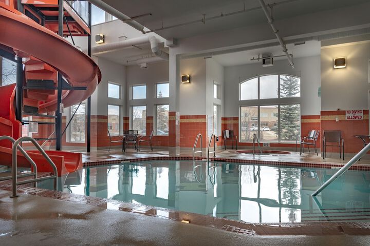 Pool 6 of 39