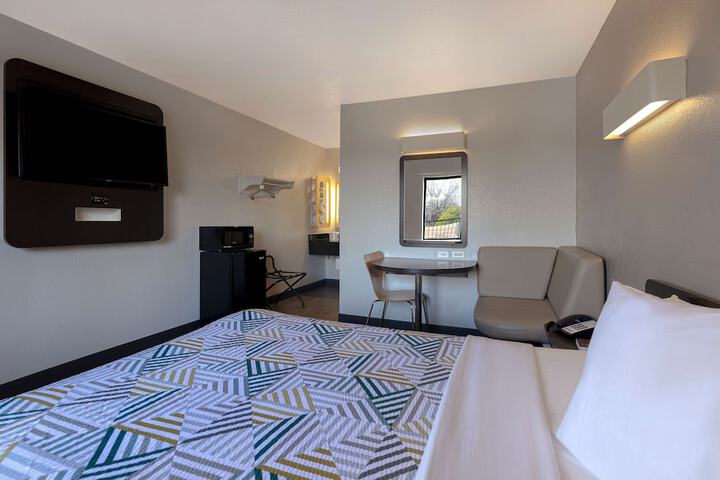 Room 31 of 35