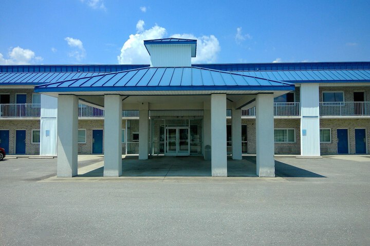 Hotel 2 of 23