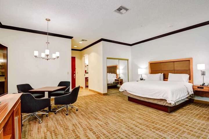 Room 22 of 47