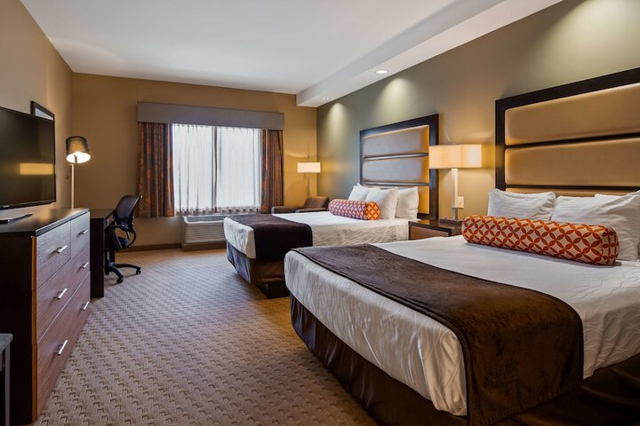 Room 9 of 22