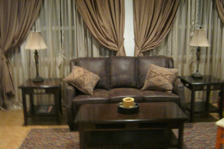 Room 53 of 100