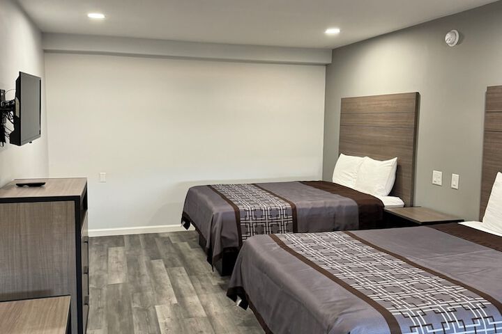 Room 51 of 70