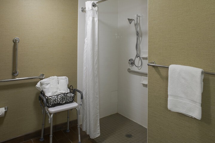Holiday Inn Ardmore I-35 by IHG