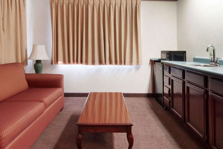 Room 26 of 31