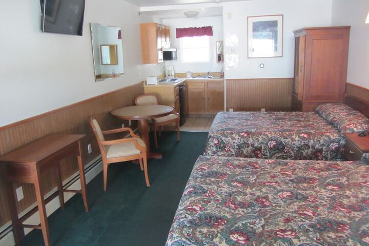 Room 53 of 86