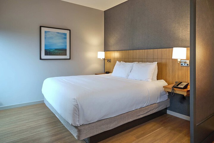 Hyatt Place Portland Downtown - Old Port Square