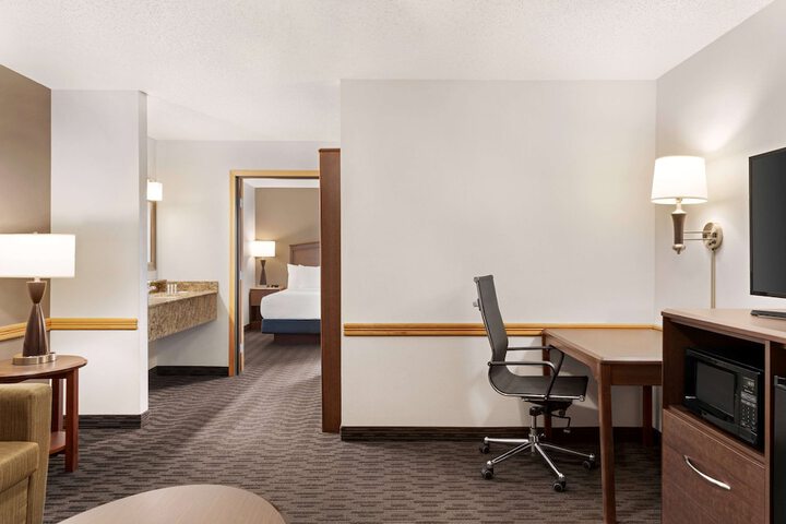 Room 16 of 59