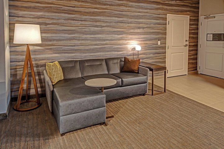 Room 29 of 60