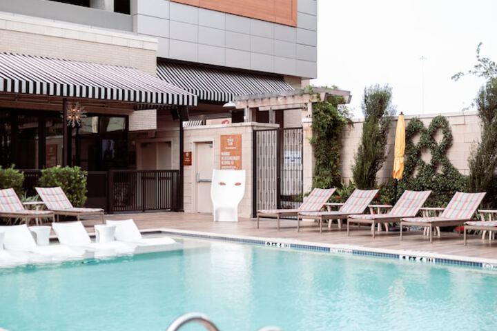 Pool 4 of 40