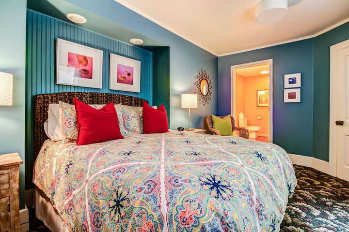 Room 46 of 65